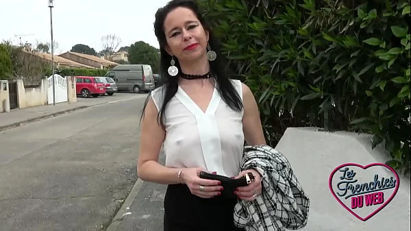 Shanna, mature coquine regardée par son homme