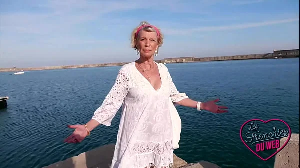 Eva, cougar de 70ans qui adore se faire baiser