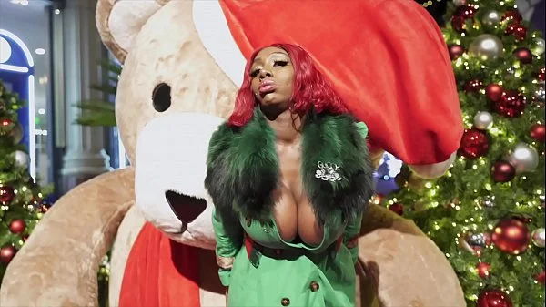 MYSTIQUE BIG TITS IN PUBLIC PRT 2 (Music Audio Only) XxX Unscripted FUN