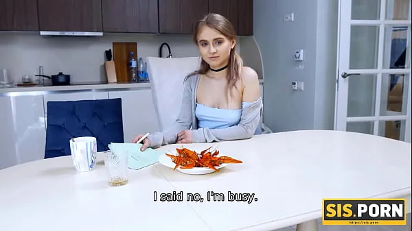 PORN. Naive cutie girl into taboo sex with her smart stepbro